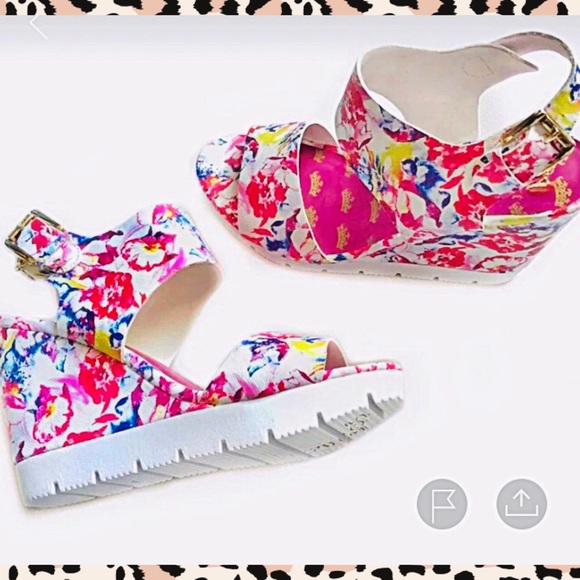 Juicy Couture Shoes - 🔥Juicy Couture Sandals